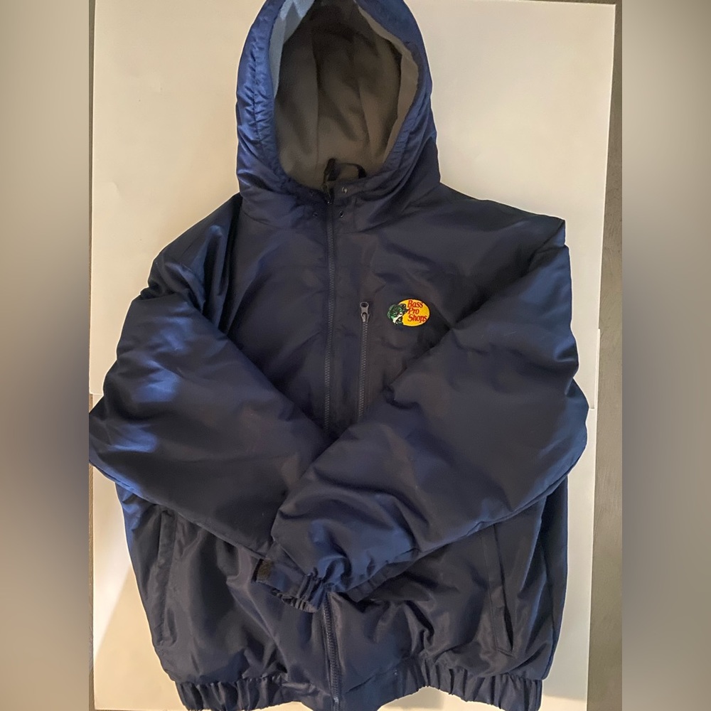Bass pro shop rain Jacket L